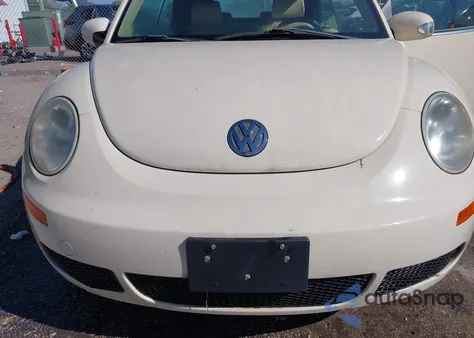 2006 Volkswagen New Beetle 2.5 from USA, damaged, VIN 3VWRF31Y66M320633